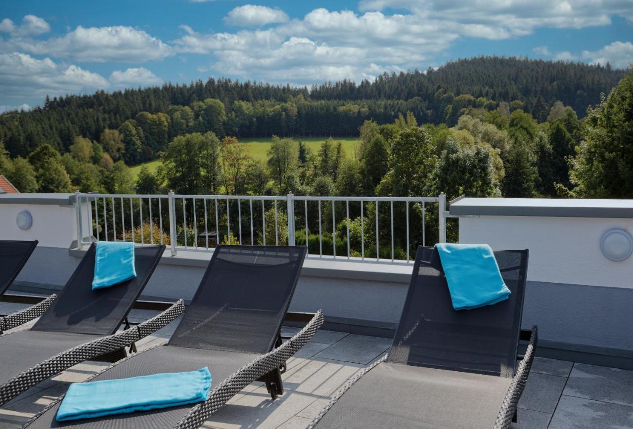 Wellnesshotel Deine Auszeit, Adults Only Achslach Esterno foto