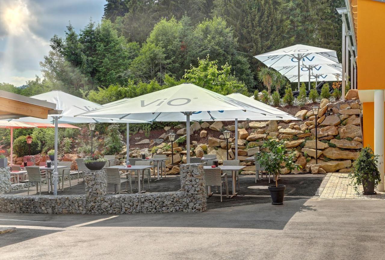 Wellnesshotel Deine Auszeit, Adults Only Achslach Esterno foto
