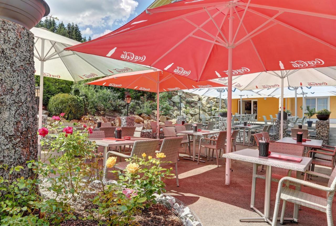 Wellnesshotel Deine Auszeit, Adults Only Achslach Esterno foto