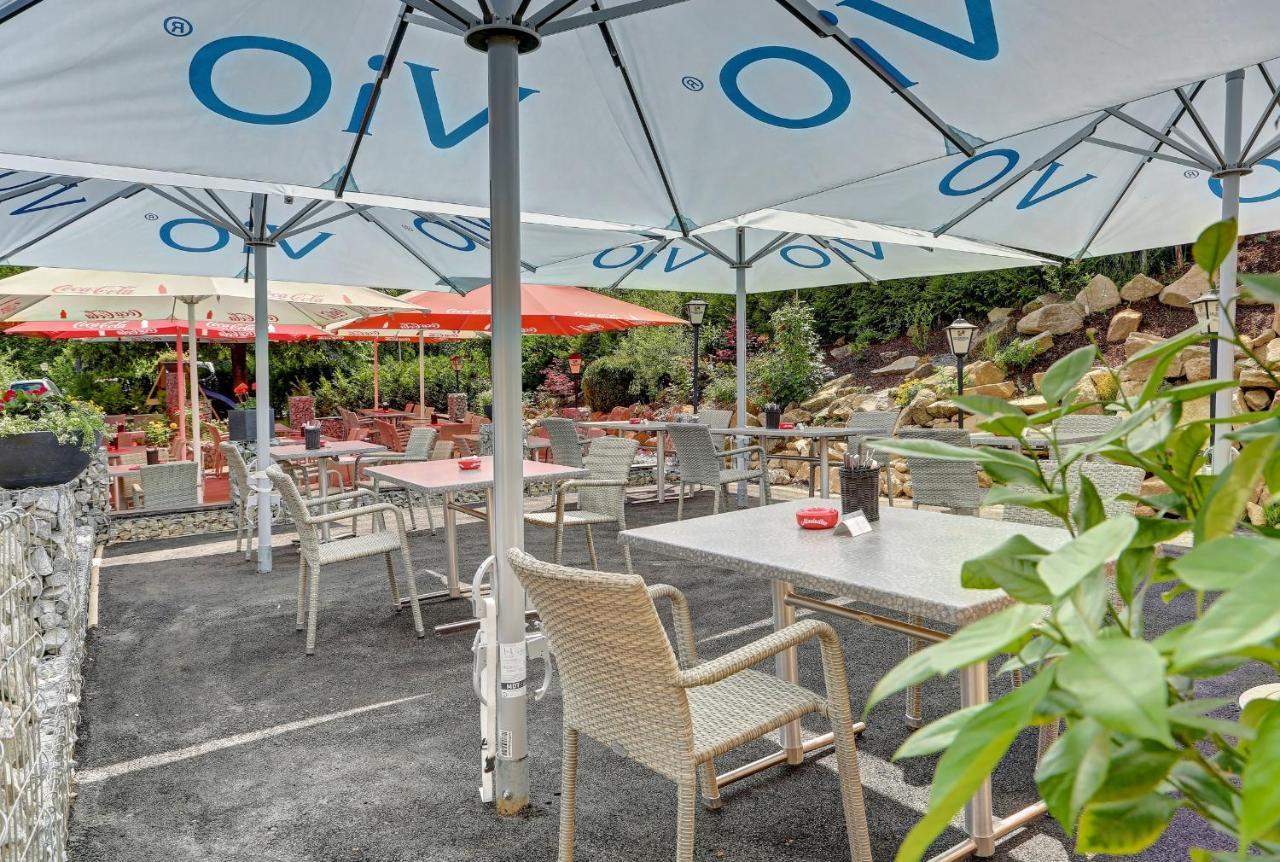 Wellnesshotel Deine Auszeit, Adults Only Achslach Esterno foto