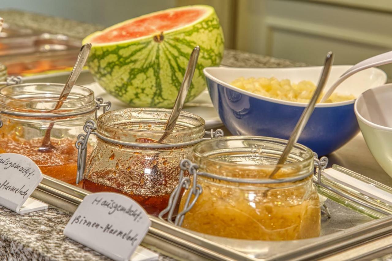 Wellnesshotel Deine Auszeit, Adults Only Achslach Esterno foto